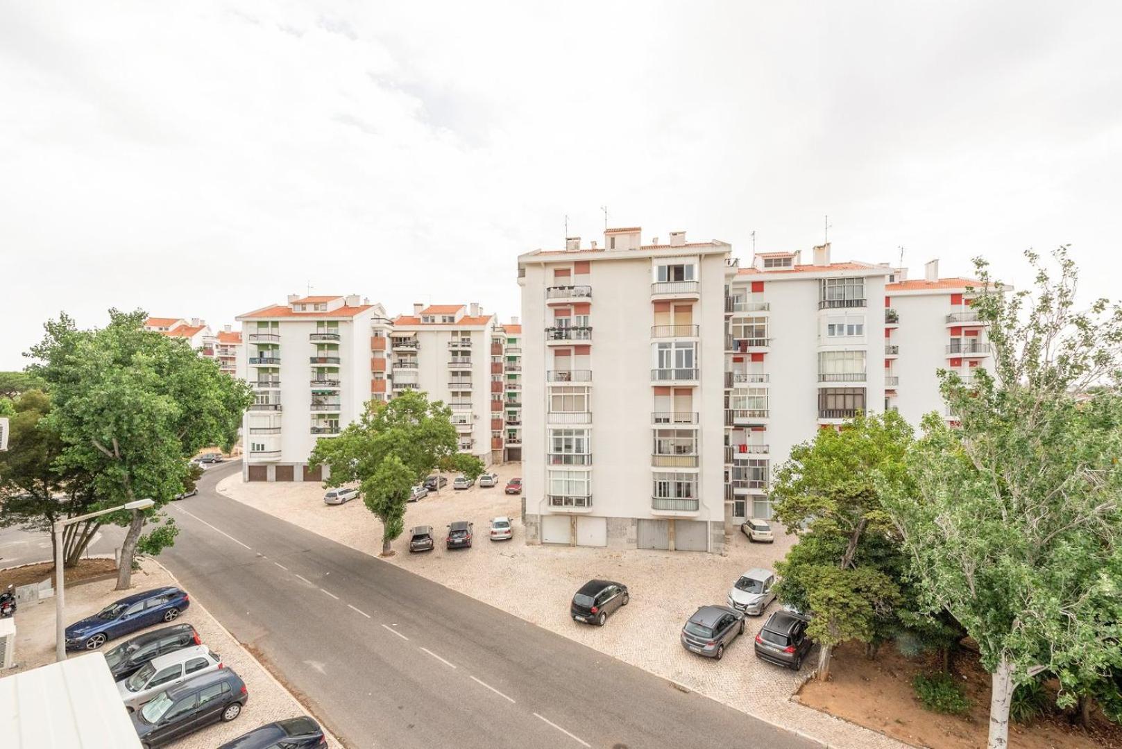 Guestready - Peaceful 1 Bedroom Abode In Estoril Bagian luar foto